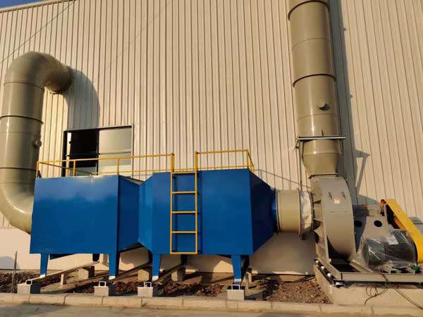 活性炭吸附装置